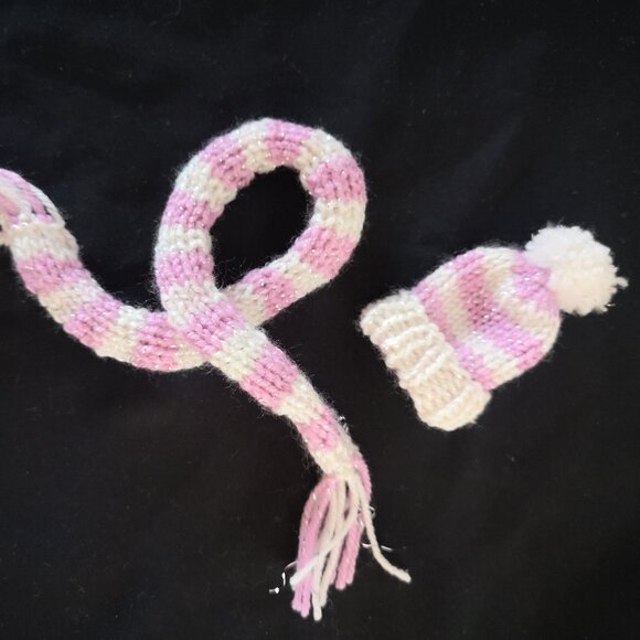 Set Pink White Glitter Handknit Mini Hat and Scarf Xmas Ornament Bottle Topper - Picture 3 of 4